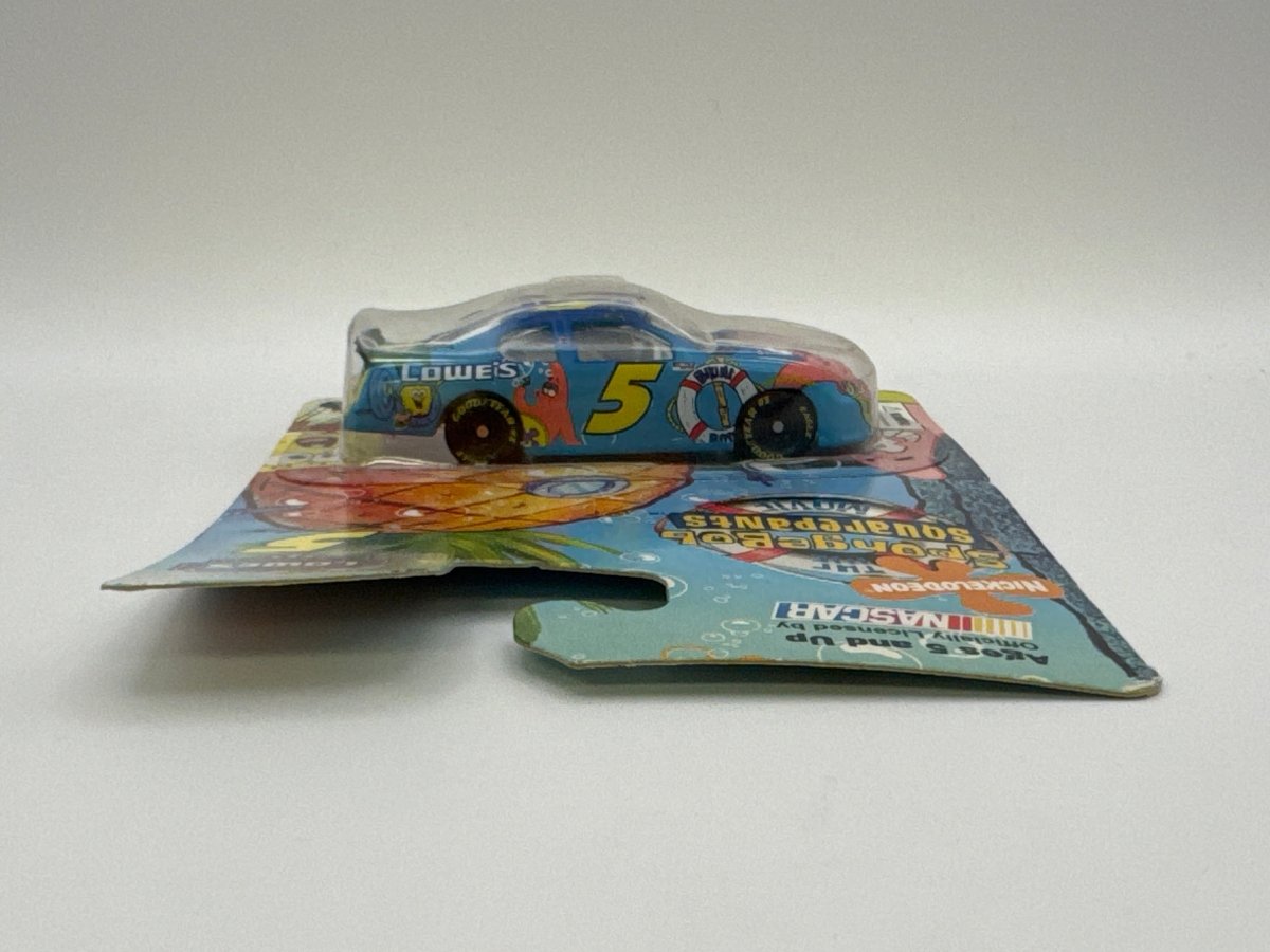 Team Caliber Kyle Busch #5 SpongeBob SquarePants 1/64 NASCAR 2004 Collectible