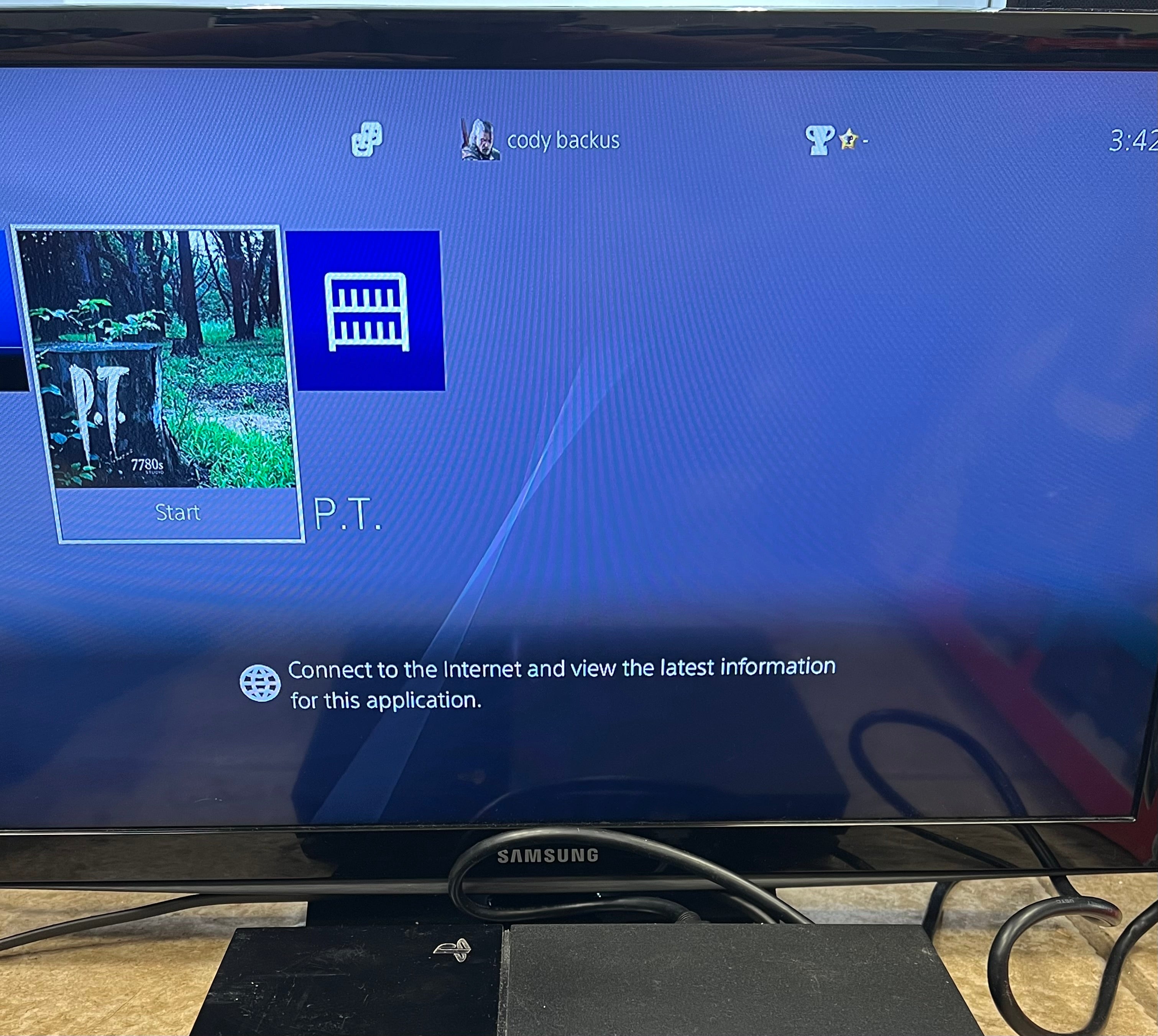 PlayStation 4 With PT Demo 500GB Console
