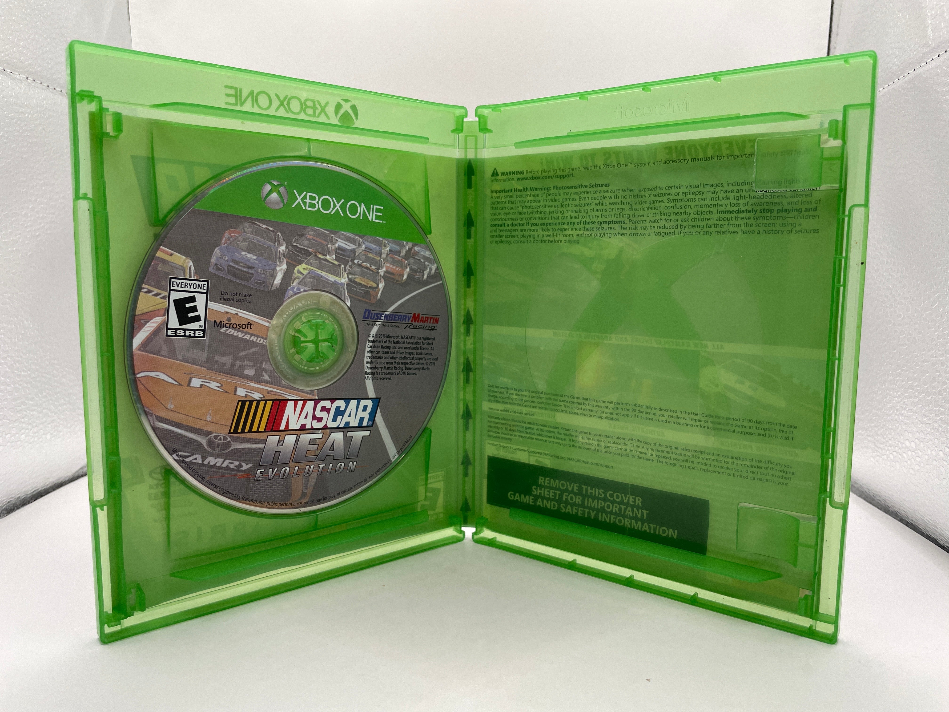 NASCAR Heat Evolution CL01 (CIB) Xbox One