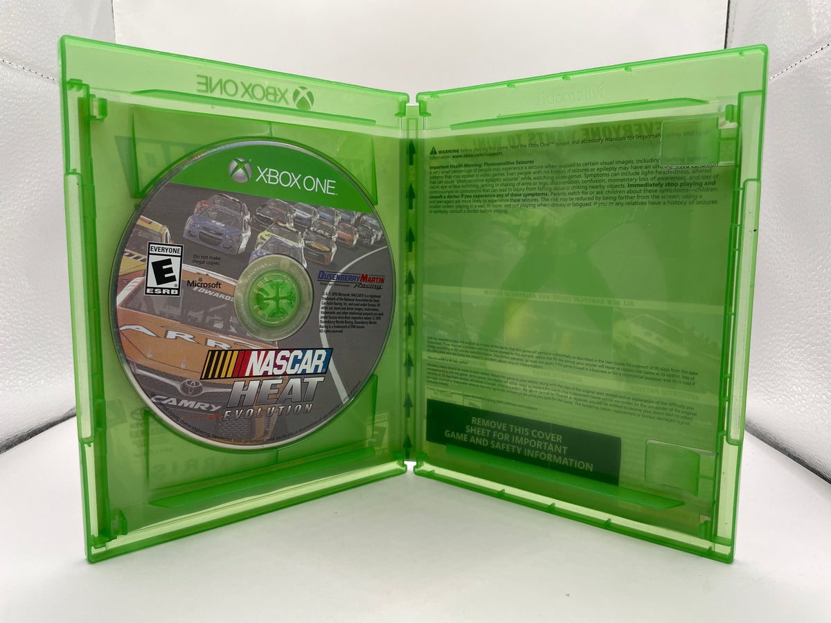 NASCAR Heat Evolution CL01 (CIB) Xbox One