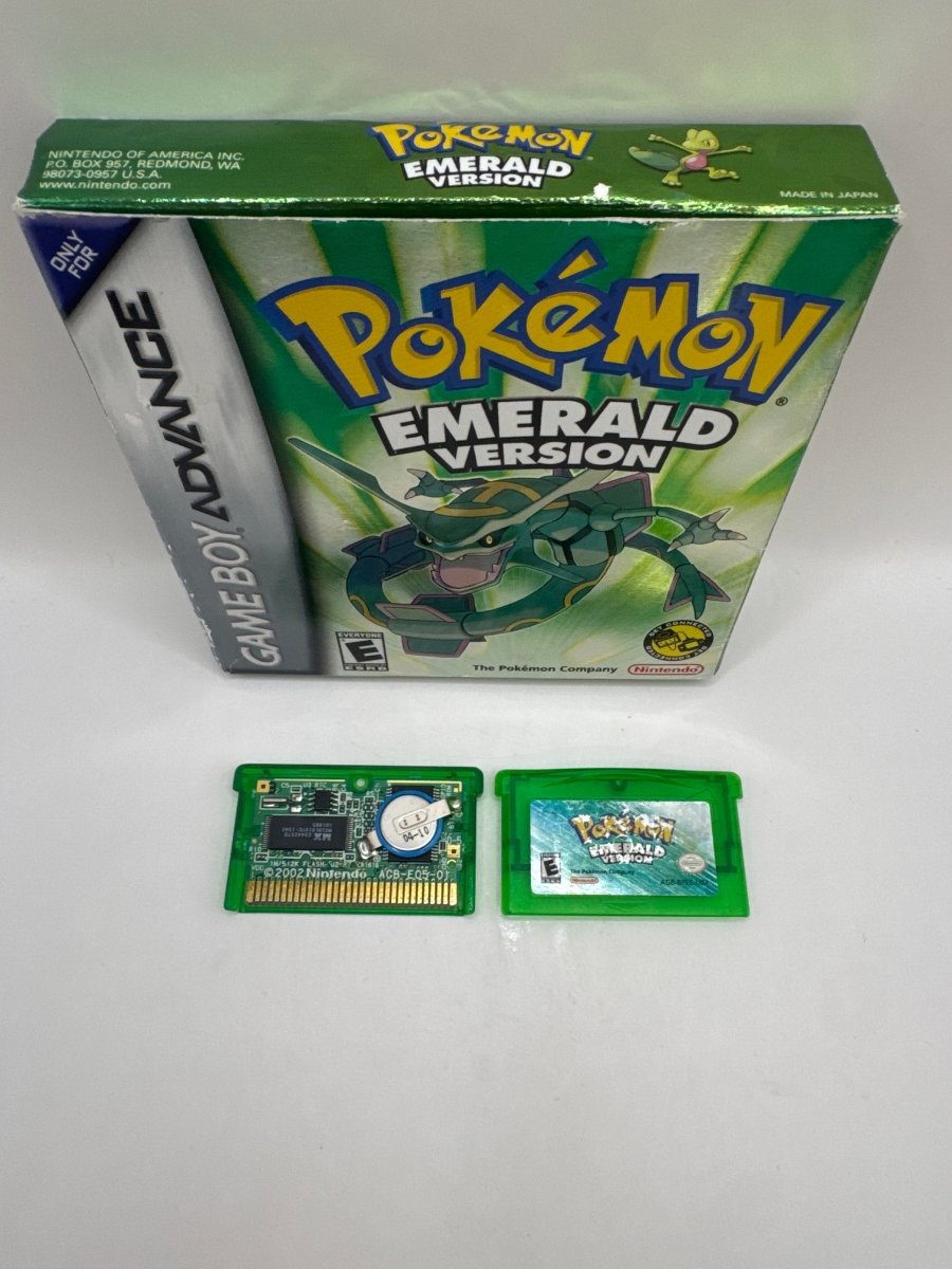 Pokemon Emerald Version CL01 (CIB) Game Boy Advance