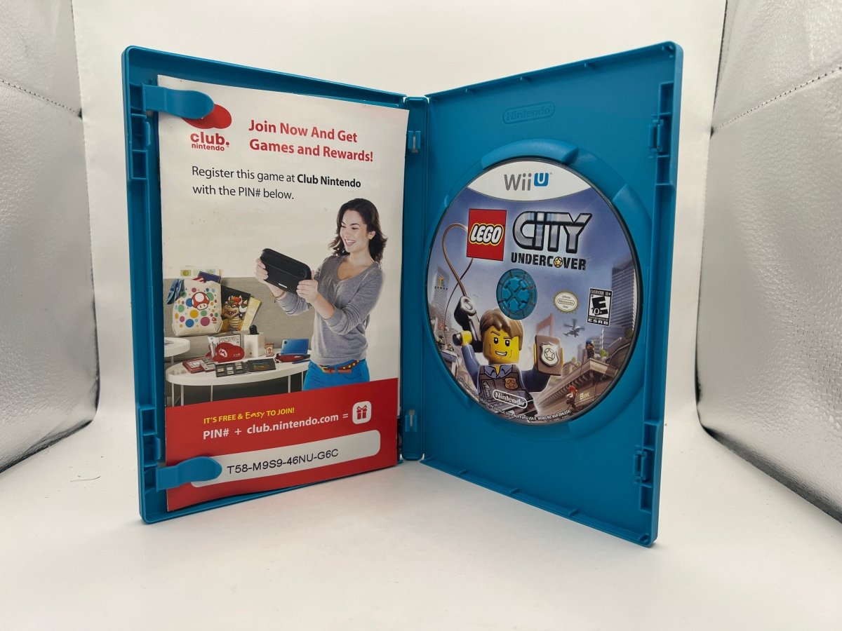 LEGO City Undercover CL01 (CIB) Nintendo Wii U