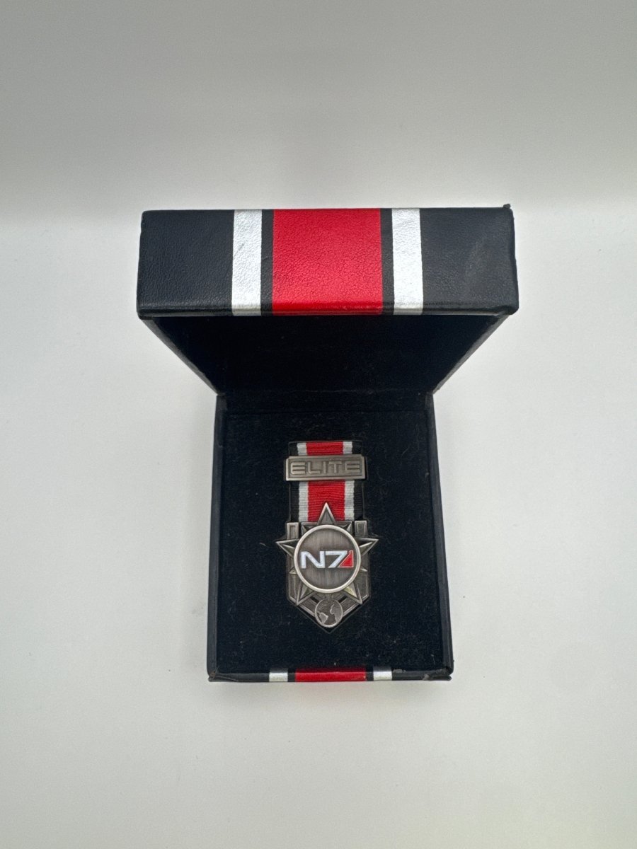 Mass Effect N7 Elite Medal Collectible