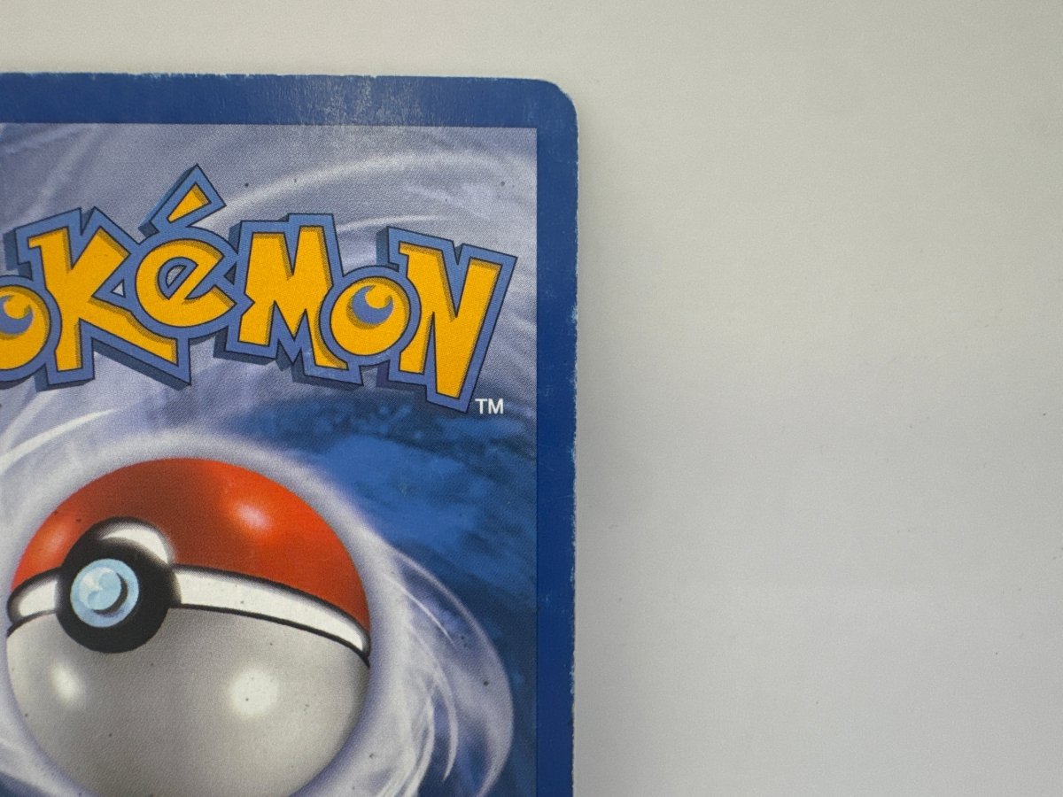 Absol 001/147 (HP) CL01 Pokemon