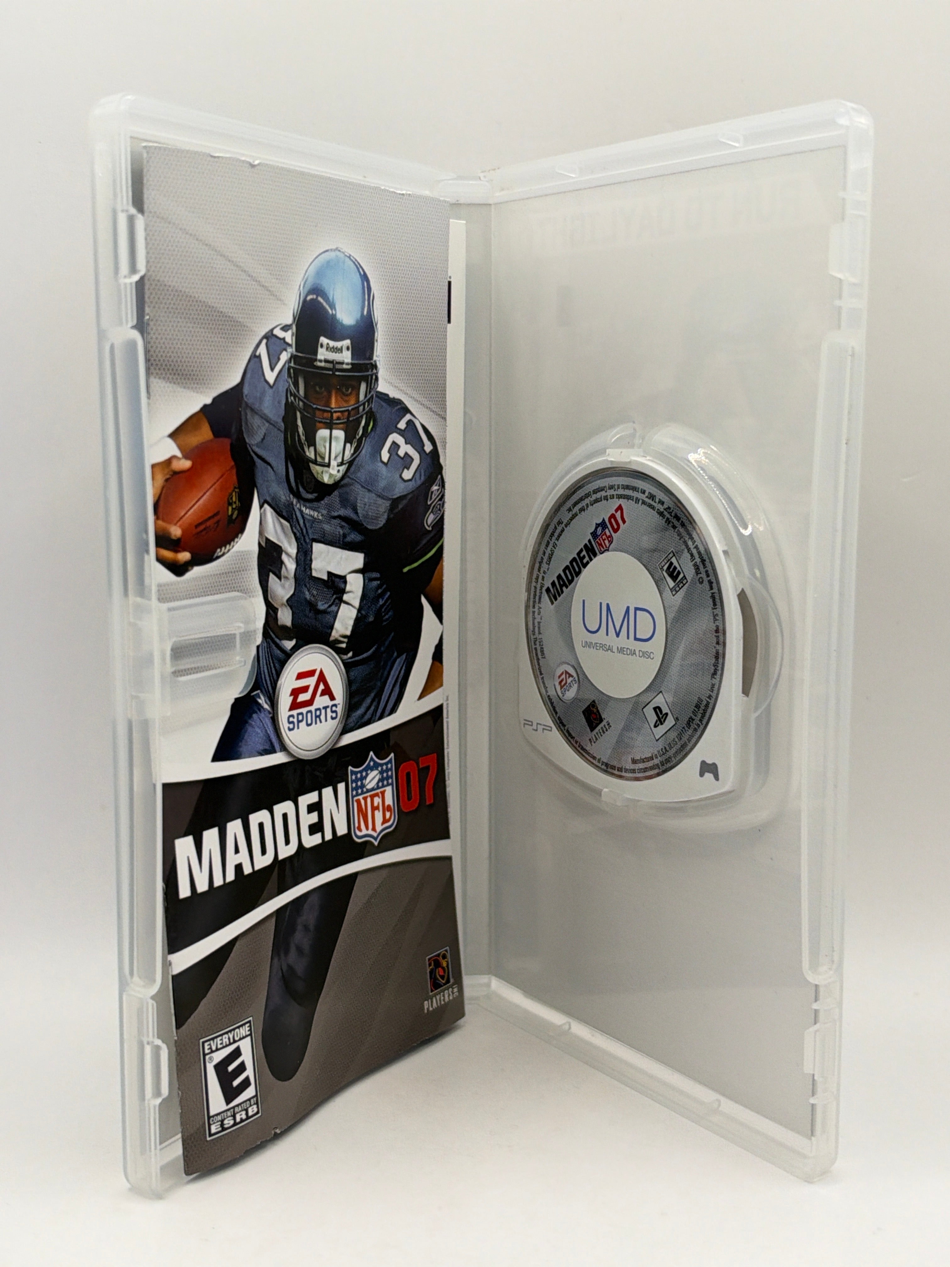 Madden 2007 CL02 (CIB) PSP