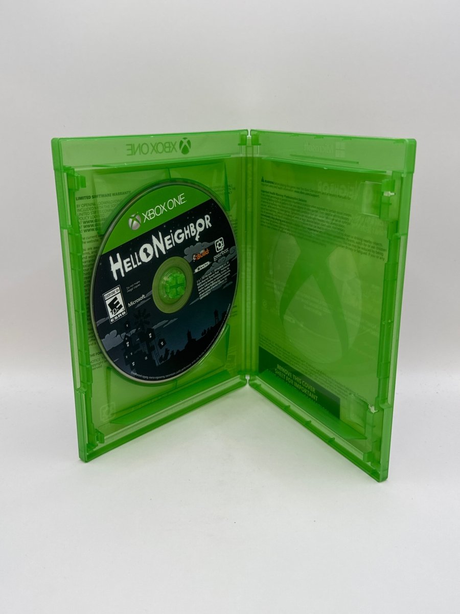 Hello Neighbor CL01 (CIB) Xbox One