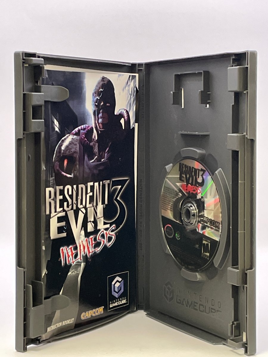 Resident Evil 3 Nemesis CL01 (CIB) Gamecube