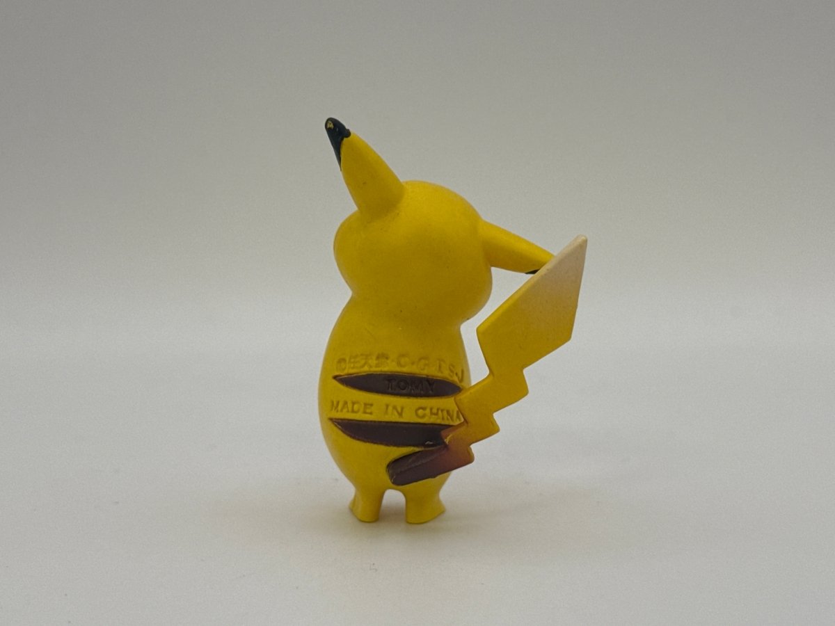 Curious Pikachu 2” 1999 Mini Figure CL 01
