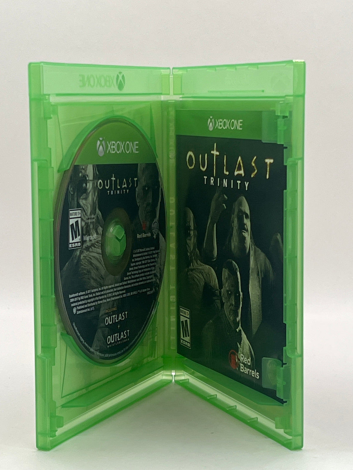 Outlast Trinity CL01 (CIB) Xbox One