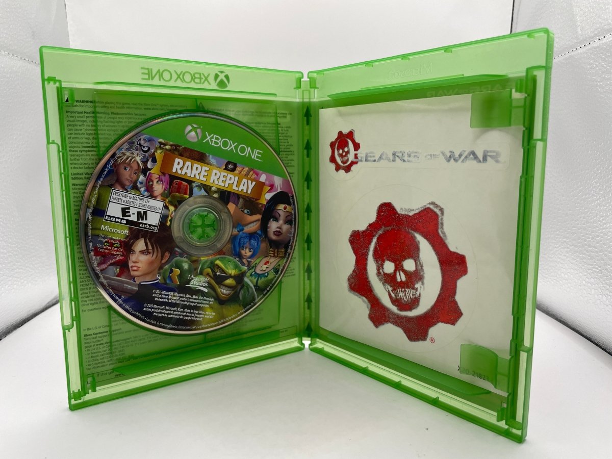 Gears of War Ultimate Edition and Rare Replay CL02 (CIB) Xbox One