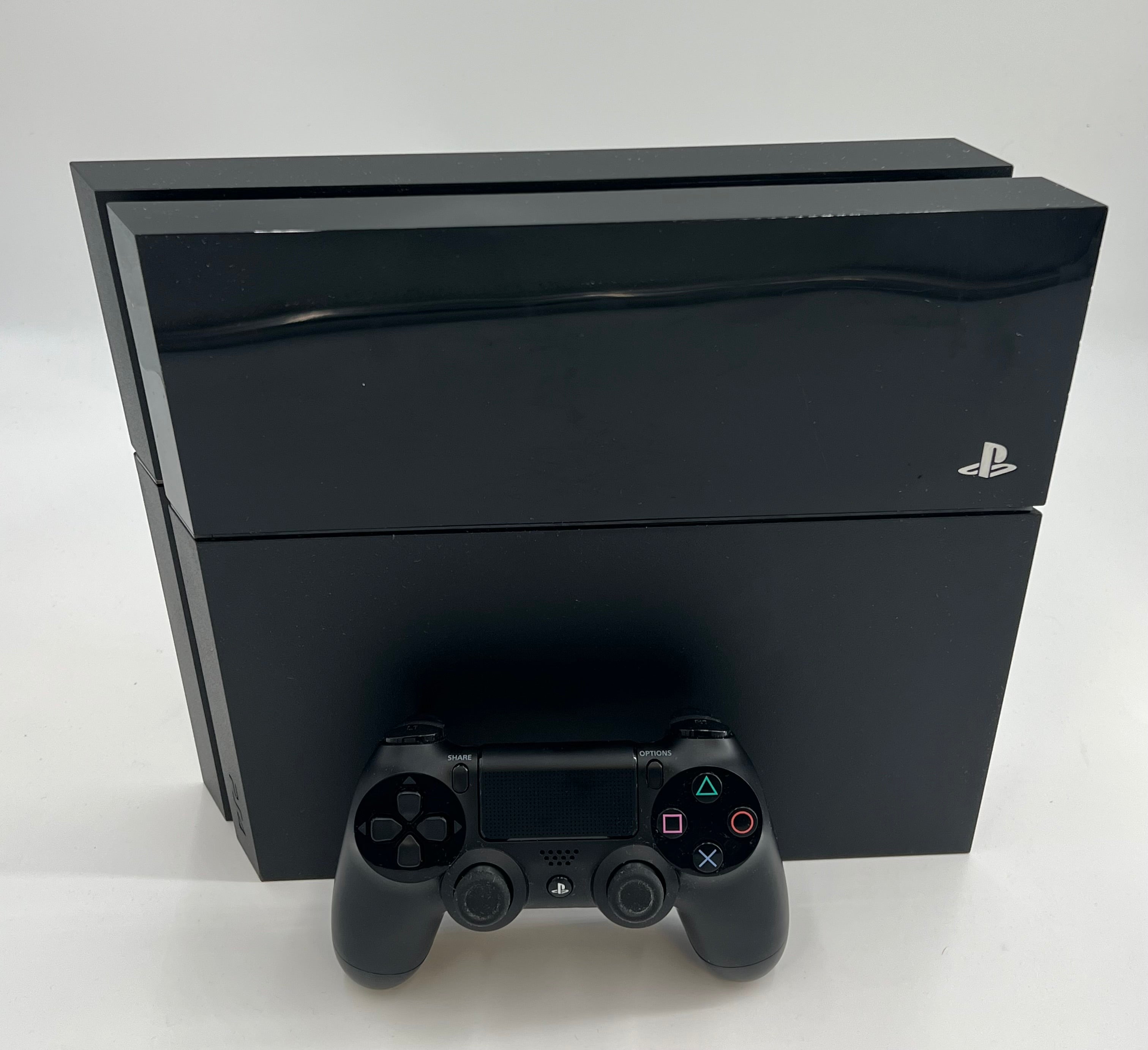 PlayStation 4 With PT Demo 500GB Console