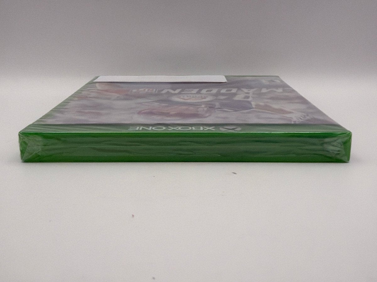 Madden NFL 17 CL01 (NEW) Xbox One
