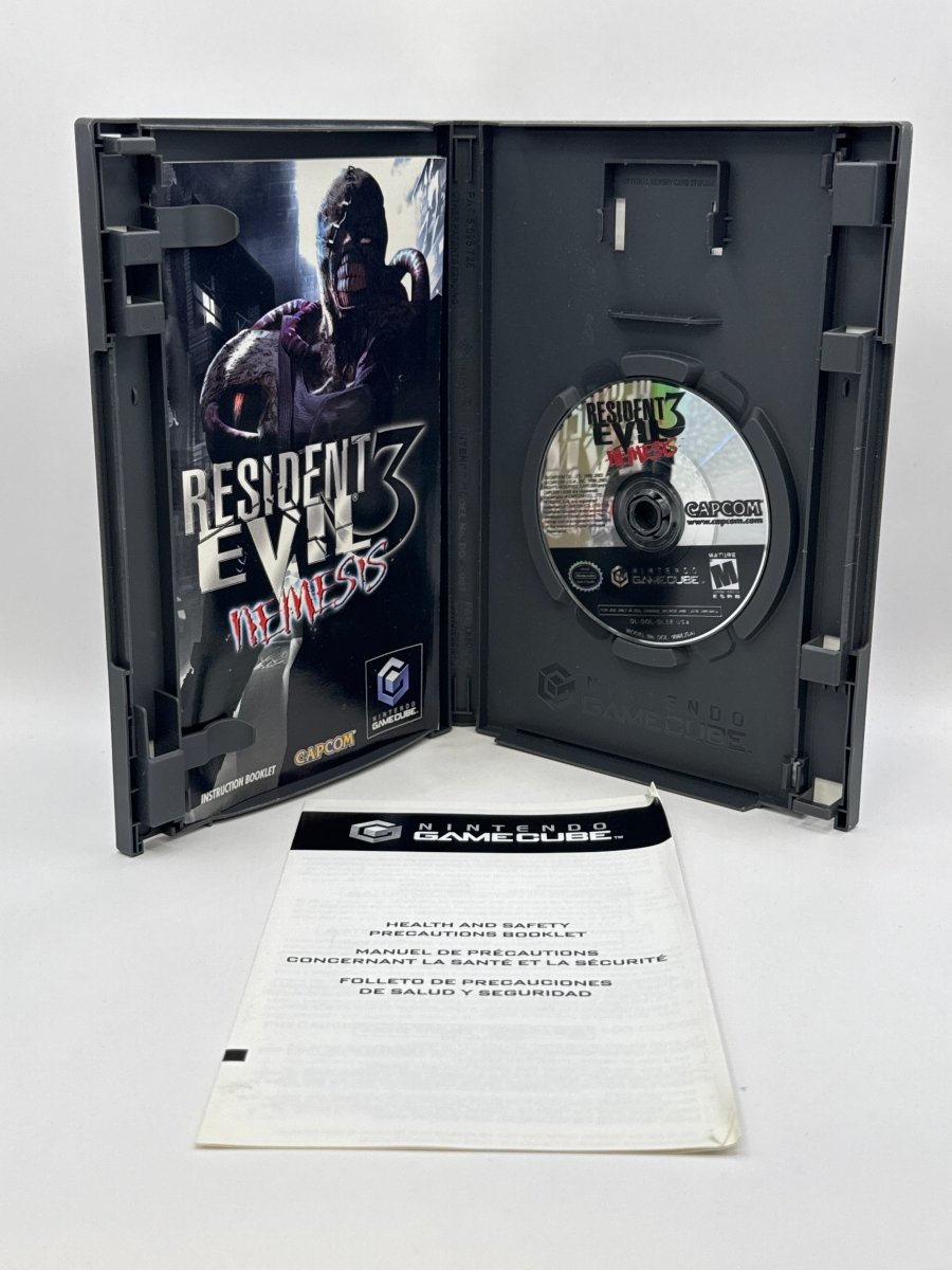 Resident Evil 3 Nemesis CL01 (CIB) Nintendo GameCube