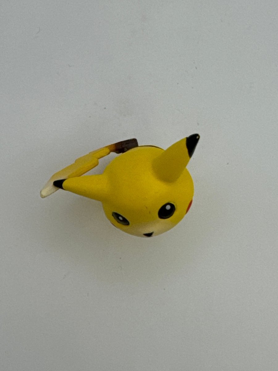 Curious Pikachu 2” 1999 Mini Figure CL 02
