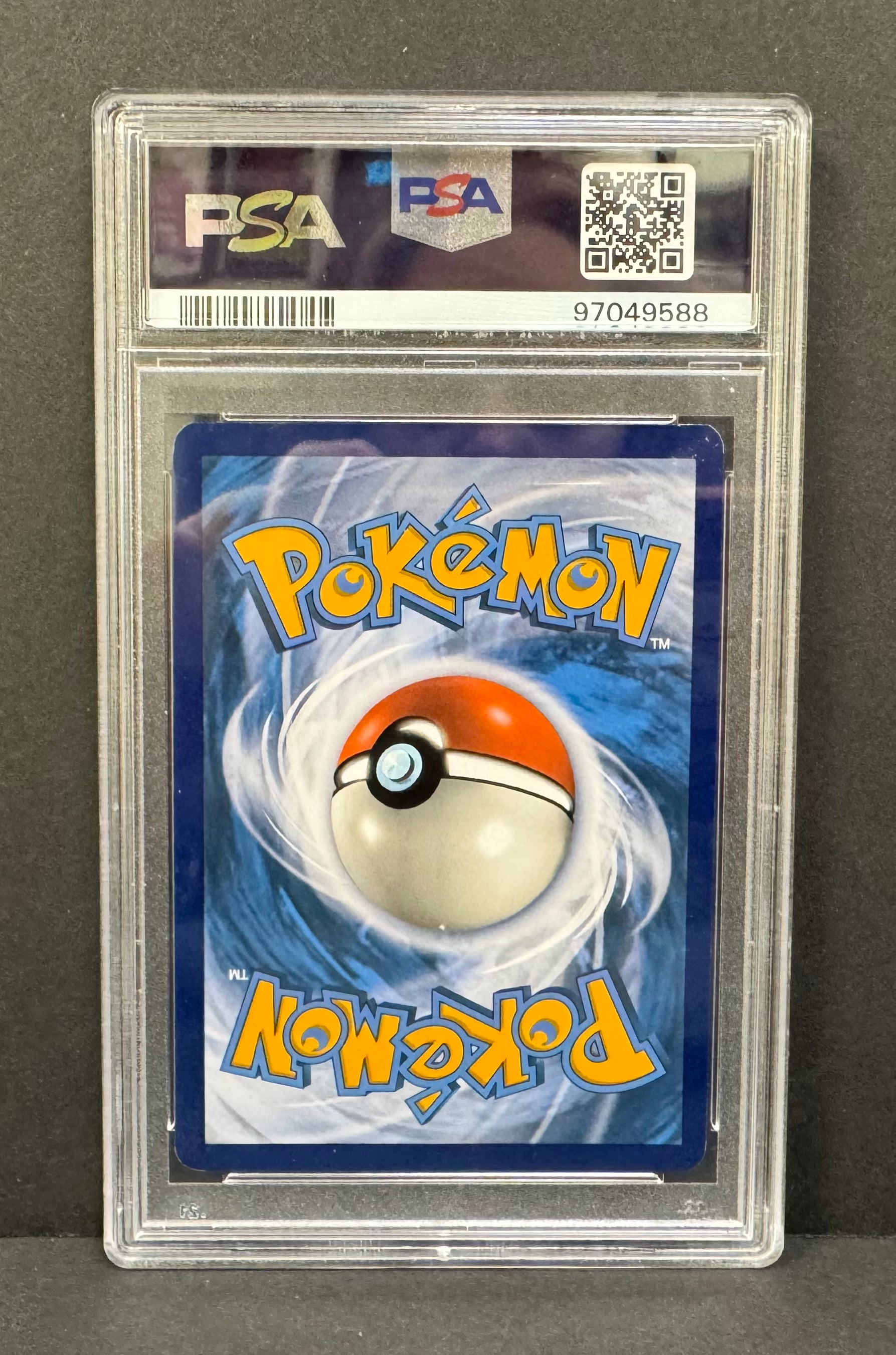 Charizard EX 215/197 (PSA GRADE 8)