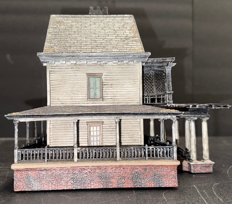Resident Evil 7 Biohazard Collector’s Edition Mansion House Music Box (Works) - Pre-Owned
