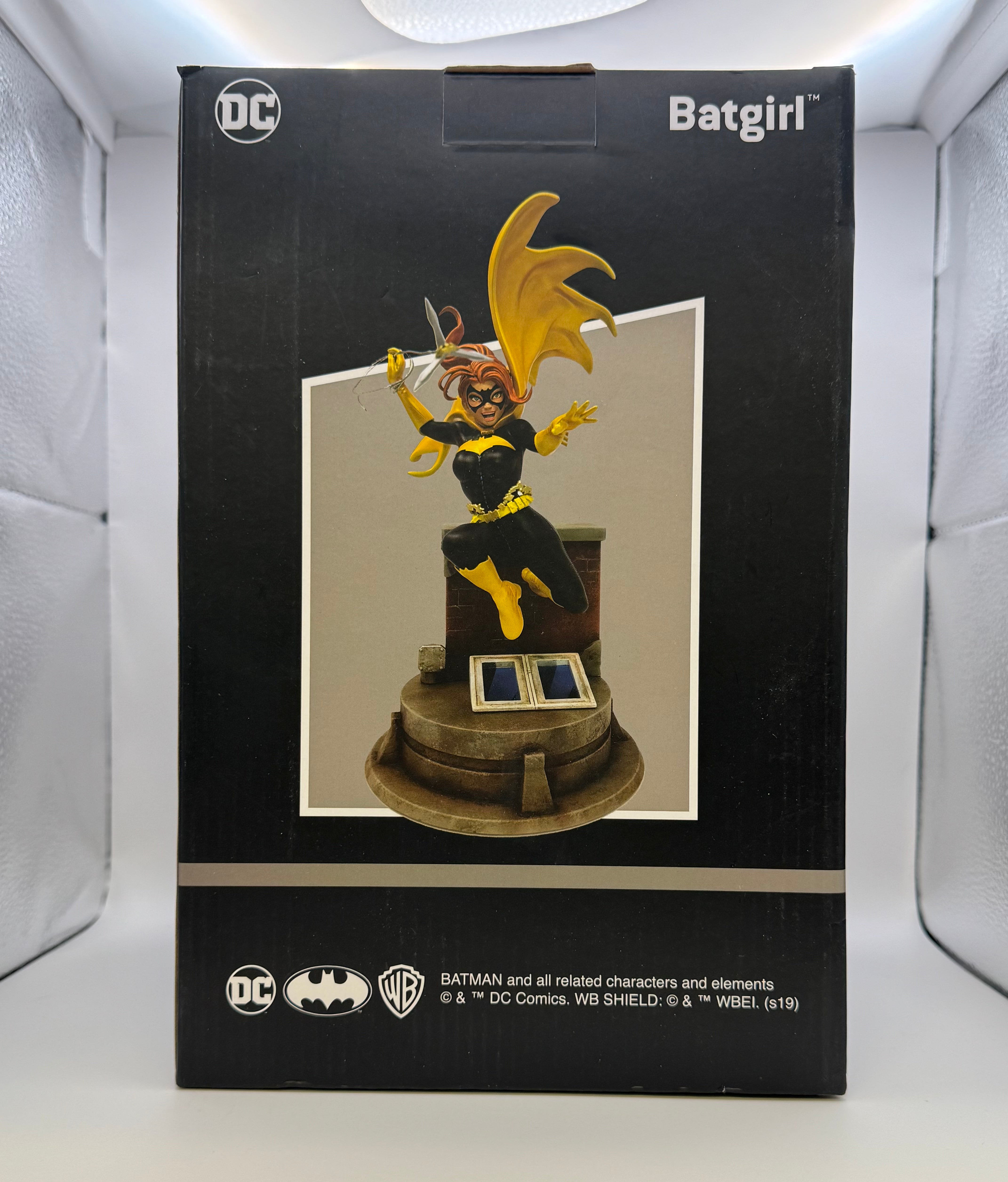 DC Batgirl 10” Statue