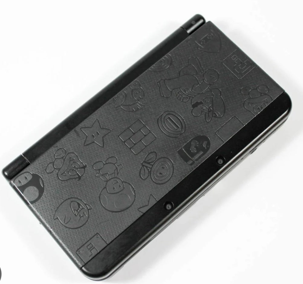 New Nintendo 3DS Super Mario Black Edition (Pre-Owned)
