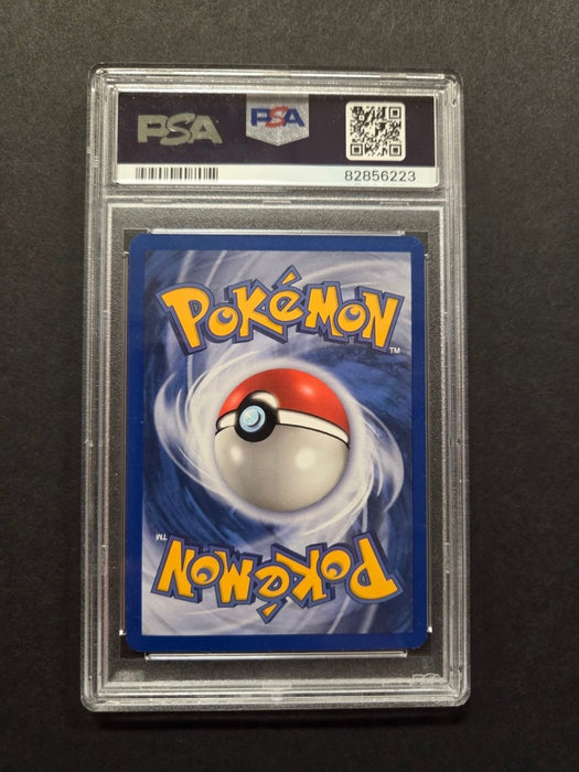 Rocket’s Sneasel EX 103/109 - Team Rocket Returns - PSA Grade 8